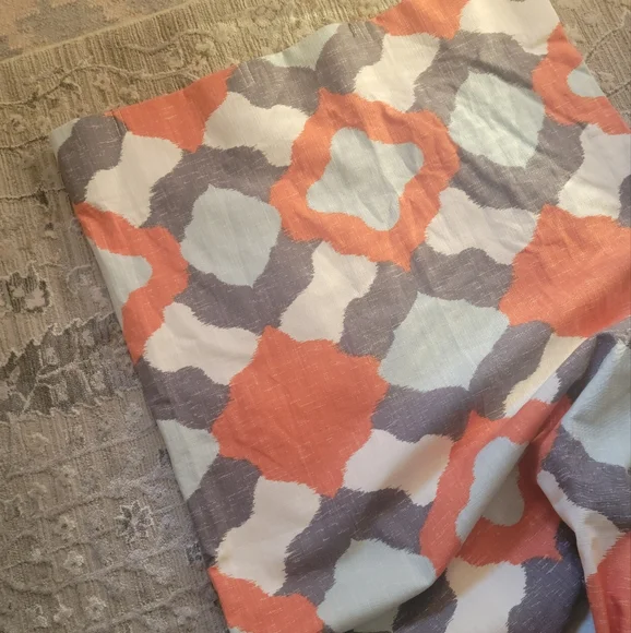 1 drapery panel 50x106 Lined weighted curtain (2 available)